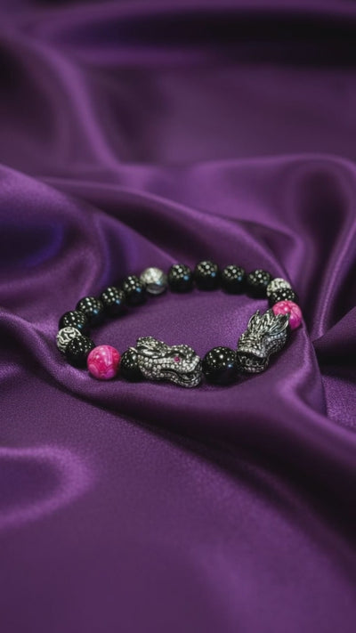 Pulsera de dragón de plata con ojos rojos y 3 cuentas de espaciadora de acero inoxidable