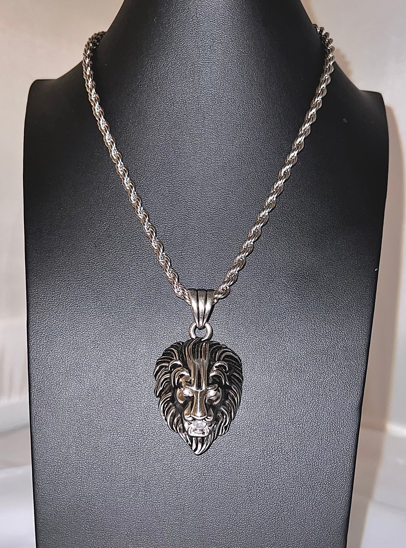 Silver Lion necklace and pendant made of stainless steel - Brent's Bling