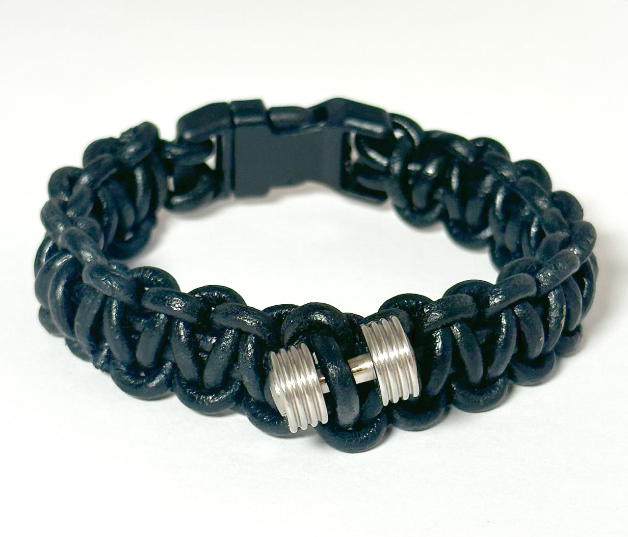 سوار جلد الدمبل